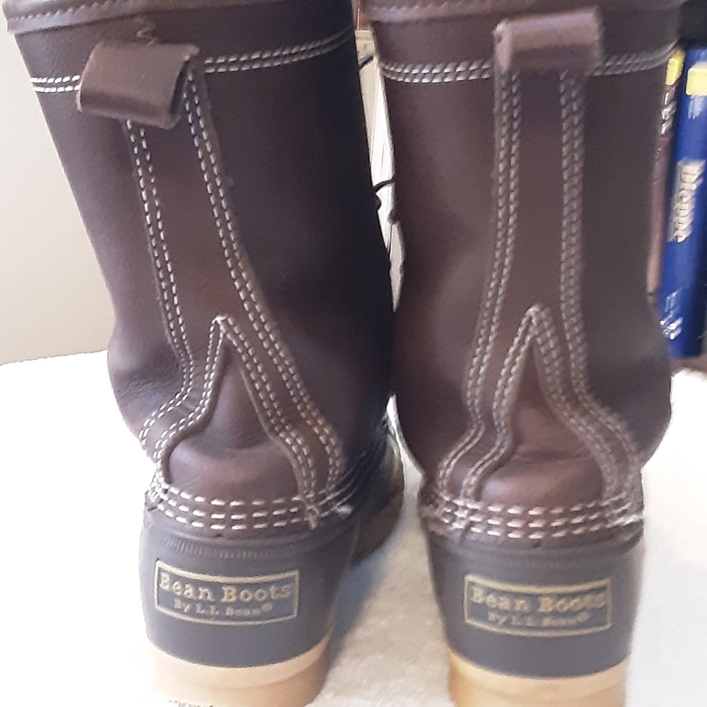 L.L. Bean womens size 7 lined duck boots - Picture 10 of 12